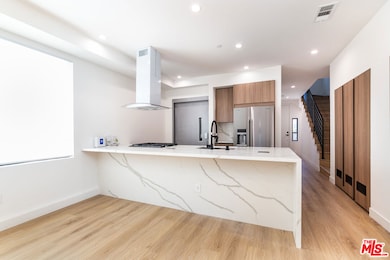 4615 St Charles Place, Los Angeles, CA 90019 - photo 4