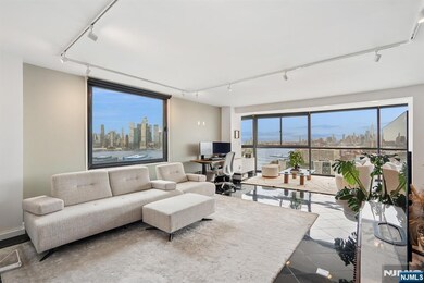 Troy Towers unit 1012, Union City, NJ 07087 - photo 2