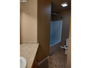 218 Elkview Dr, Canyon City, OR 97820 - photo 4