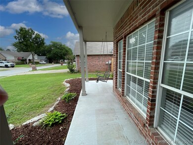 3823 W Galveston Place, Broken Arrow, OK 74012 - photo 5