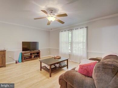 14560 Idlebrook Ct, Manassas, VA 20112 - photo 5