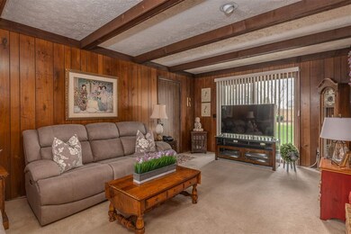 4738 Belle Ave, Davenport, IA 52807 - photo 7