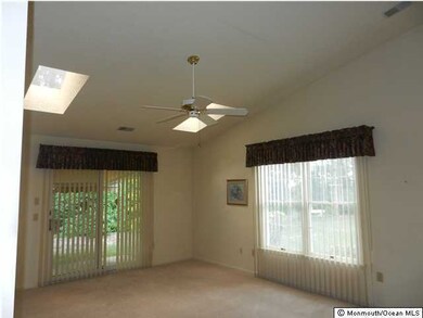 1612 Goldspire Rd, Toms River, NJ 08755 - photo 3