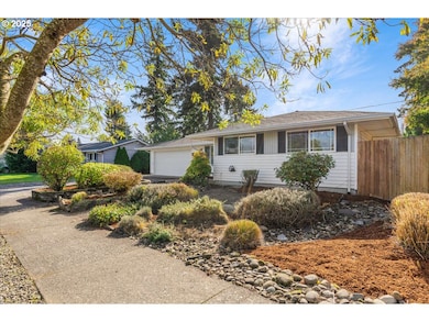 16824 SE Morrison Ct, Portland, OR 97233 - photo 4