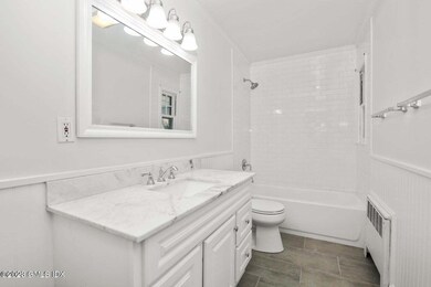 31 Nimitz Place, Old Greenwich, CT 06870 - photo 4