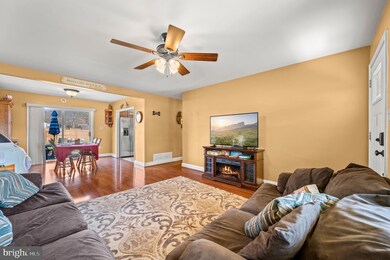 1439 Horseshoe Pike, Glenmoore, PA 19343 - photo 4