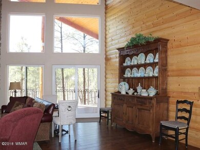 006_Living Room