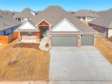 1321 Monterey Dr, Norman, OK 73072 - photo 2