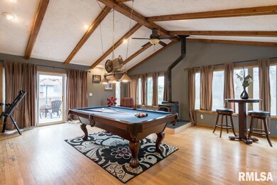 2435 W 57th St, Davenport, IA 52806 - photo 6