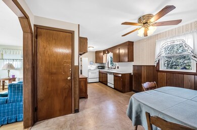 67 Edward Dr, Holyoke, MA 01040 - photo 6