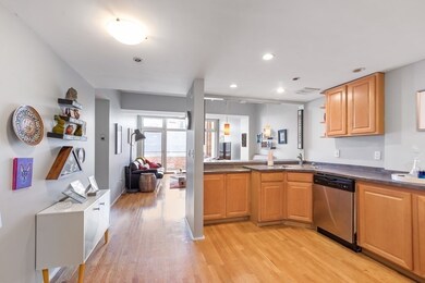 The Mariner Condominiums unit 306, Boston, MA 02109 - photo 6