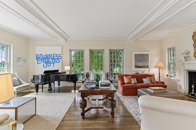 2308 W Lake of the Isles Pkwy, Minneapolis, MN 55405 - photo 7