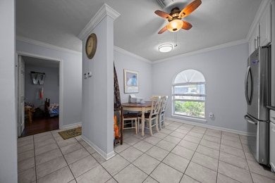 Eating area in kitchen