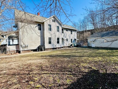 21 Franklin St, Millers Falls, MA 01349 - photo 3