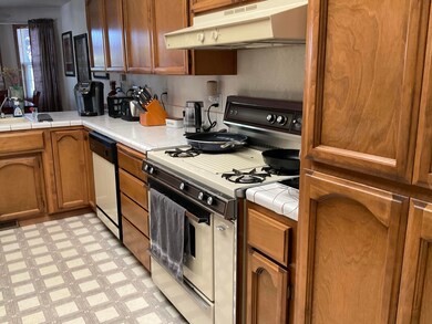 953 Westrop Dr, Central Point, OR 97502 - photo 7