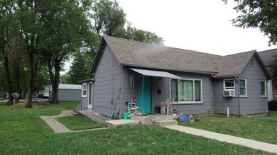 122 Washington St, Auburn, IN 46706 - photo 2