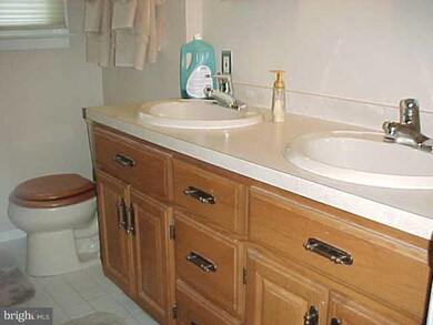 3707 John Dr, Brookhaven, PA 19015 - photo 7