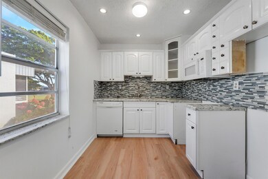 332 Flanders G unit 3320, Delray Beach, FL 33484 - photo 7