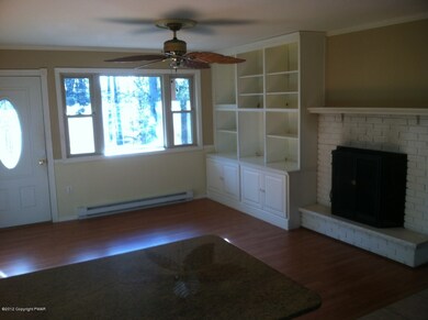 69 Red Hawk Dr, Lake Ariel, PA 18436 - photo 4