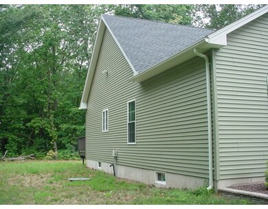 222 Telegraph Ave, Chicopee, MA 01020 - photo 3