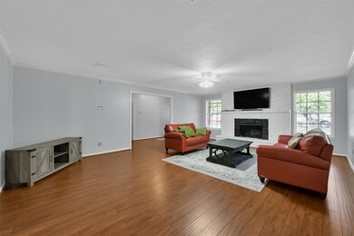 25506 Spring Ridge Dr, Spring, TX 77386 - photo 5