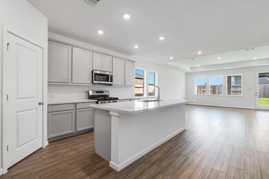 1127 Buffalo Run ~ Ready Now