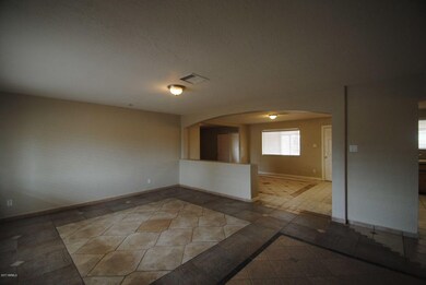 5614 W Catalina Dr, Phoenix, AZ 85031 - photo 4
