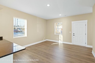 422 N Martin Luther King Junior Blvd, Lansing, MI 48915 - photo 4
