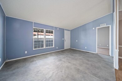 45111 25th St E -7