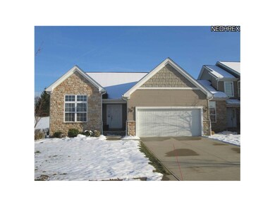 One floor living in this ranch style cluster with 