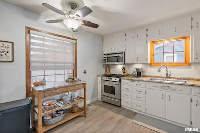 1804 E 31st St, Davenport, IA 52807 - photo 5