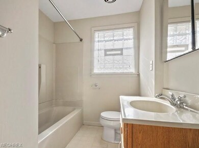 483 W Omar St, Struthers, OH 44471 - photo 6