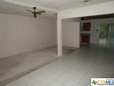 206 Sherwood Ave, Copperas Cove, TX 76522 - photo 4