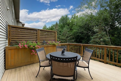 9750 Belmont Ln, Eden Prairie, MN 55347 - photo 2