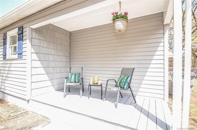 Cozy Sitting Area