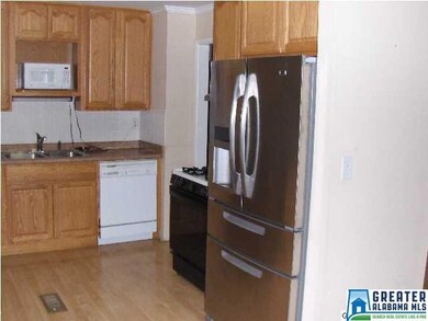 Updated Kitchen with New Appliances