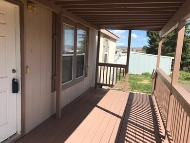 another angle of front deck