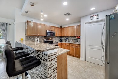 2200 NE 7th Ave, Cape Coral, FL 33909 - photo 7