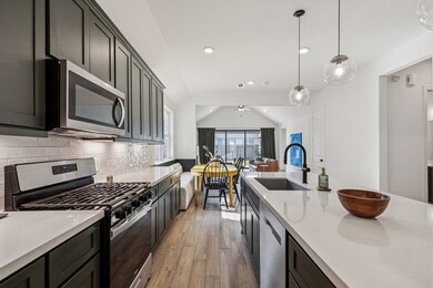 9311 Blackwell Orchard Ln, Tomball, TX 77375 - photo 6