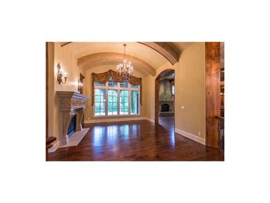 Gorgeous living room w/ a great view!