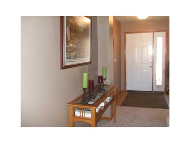 3514 Stoneview Cir SW unit 3514, Cedar Rapids, IA 52404 - photo 4