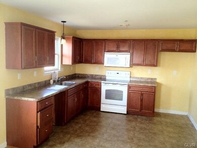 1954 Grigio Place, Easton, PA 18045 - photo 6