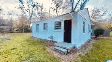 1529 Meadow Ct, Birmingham, AL 35228 - photo 2