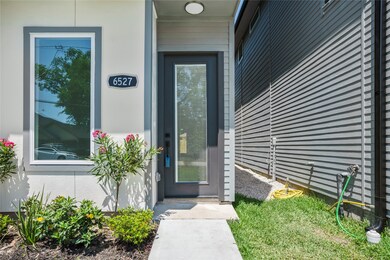 6527 Cohn St, Houston, TX 77091 - photo 4