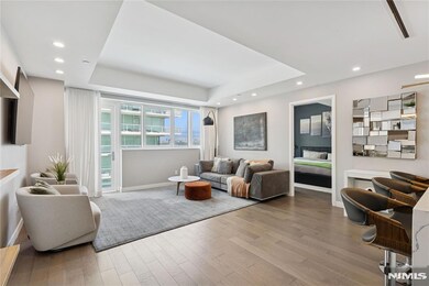 Avora unit 517, Weehawken, NJ 07086 - photo 3