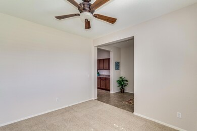 4 den, office or formal room