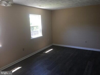 21818 Ronald Dr, Lexington Park, MD 20653 - photo 2