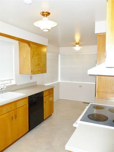 8117 Olympic View Place, Stanwood, WA 98292 - photo 5