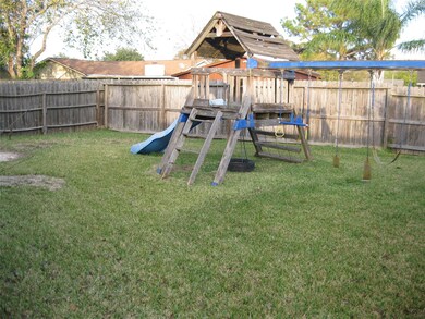 15815 Danford Dr, Houston, TX 77053 - photo 3