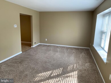 22 Lynn Place, Swedesboro, NJ 08085 - photo 2